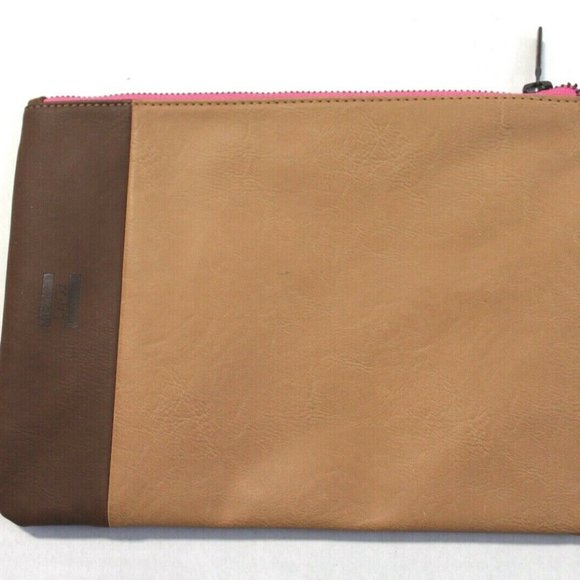 NWOT Toms x Target Build Your Tomorrow Faux Leather Zip Pouch Clutch Travel Case - Picture 2 of 3